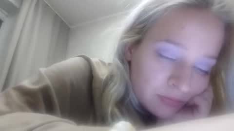 Snapshot of mila_420 chatting on May 2026 05:53:01 PM Mila 420 online show from May 2026 05:53:01 PM