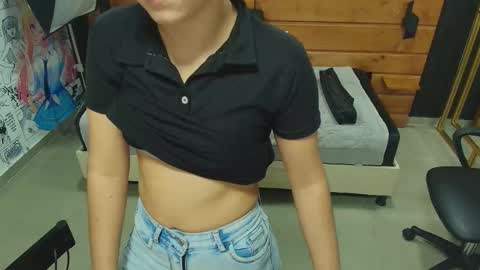 Snapshot of mila_kiitty chatting on October 2025 11:00:01 AM Milena online show from October 2025 11:00:01 AM