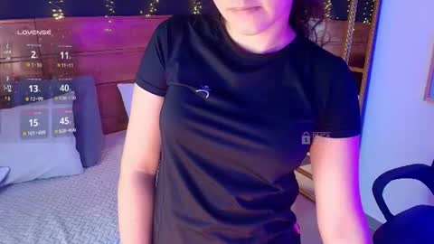 Milena  online show from June 2026 11:22:02 AM