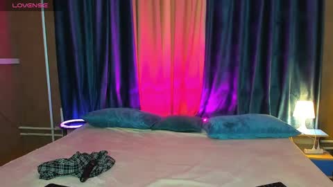 Snapshot of mila_kinor chatting on December 2024 09:11:02 AM mila_kinor online show from December 2024 09:11:02 AM