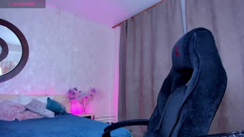Snapshot of mila_kinor chatting on January 2025 10:49:01 AM mila_kinor online show from January 2025 10:49:01 AM