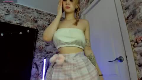 Snapshot of mila_kinor chatting on March 2025 05:53:02 AM mila_kinor online show from March 2025 05:53:02 AM