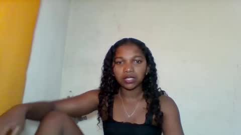 Snapshot of mila_lunah chatting on April 2026 03:43:01 AM mila_lunah online show from April 2026 03:43:01 AM