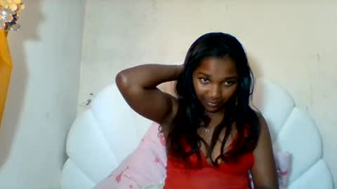 Snapshot of mila_lunah chatting on June 2026 11:45:02 AM mila_lunah online show from June 2026 11:45:02 AM
