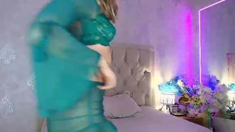 Snapshot of mila_smirnovavk chatting on July 2026 03:46:02 AM MILA online show from July 2026 03:46:02 AM