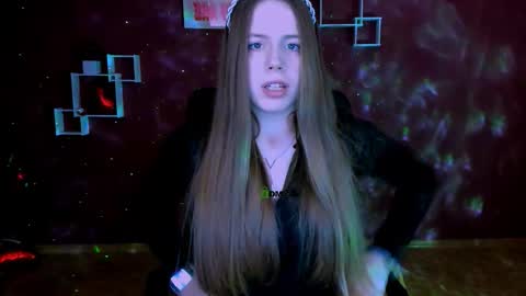 mila_sun__ online show from February 2026 08:43:01 AM