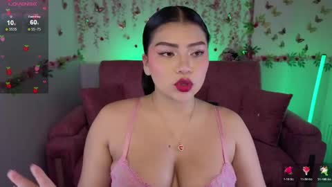 Snapshot of mila_sweet_v chatting on May 2026 09:36:01 AM Mila online show from May 2026 09:36:01 AM