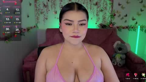 Snapshot of mila_sweet_v chatting on May 2026 05:13:02 AM Mila online show from May 2026 05:13:02 AM