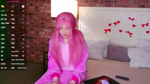 Lisa online show from March 2026 06:35:02 PM