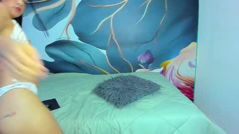 Mila online show from December 2024 03:58:02 AM