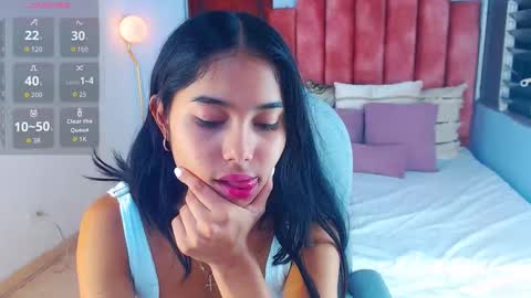 Snapshot of milaa_star chatting on October 2025 03:28:01 AM milaa_star online show from October 2025 03:28:01 AM