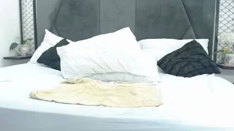 mila online show from January 2025 04:48:01 PM