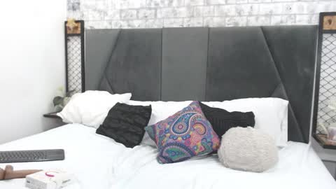 mila online show from February 2025 11:53:01 AM