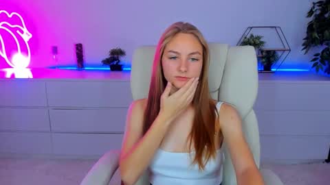 Milla online show from October 2025 05:39:01 AM