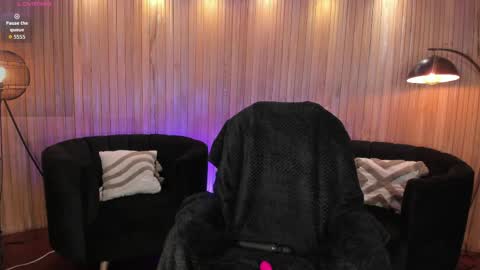 Mila online show from April 2026 10:45:01 PM