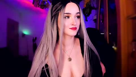 MiladyJolie online show from January 2025 04:06:01 AM