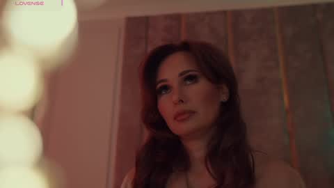 Snapshot of miladystarlight chatting on October 2025 09:57:01 PM online show from October 2025 09:57:01 PM