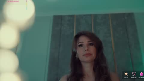 Snapshot of miladystarlight chatting on October 2025 04:28:01 PM online show from October 2025 04:28:01 PM