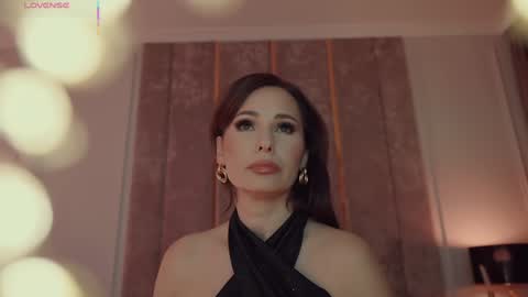 Snapshot of miladystarlight chatting on October 2025 06:26:02 PM online show from October 2025 06:26:02 PM