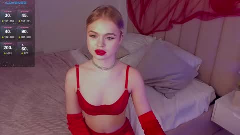 milafink online show from March 2025 04:32:02 PM