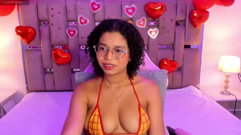 Snapshot of milahall__ chatting on February 2025 03:58:01 AM Milenna online show from February 2025 03:58:01 AM