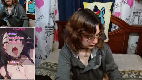 Mila-Lunala online show from November 2025 09:59:01 PM