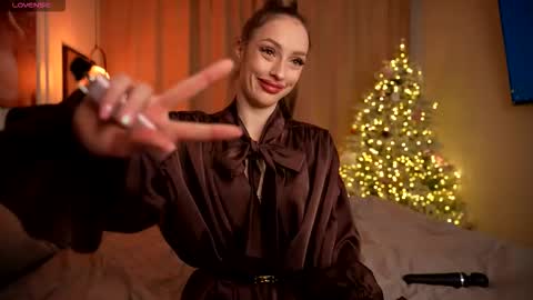 Mila online show from January 2026 03:08:02 AM