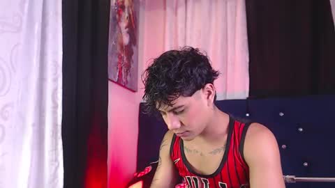 Milan Anxel online show from February 2026 01:46:01 AM