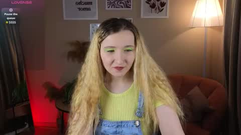 Milana online show from October 2025 09:23:01 PM