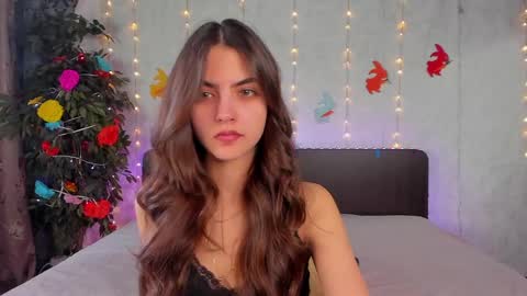 Milana online show from April 2026 07:19:01 AM