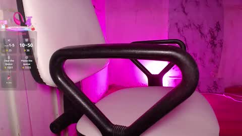 Dan and Milana online show from October 2025 08:20:01 PM