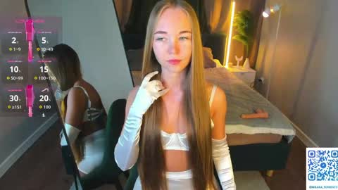Milana online show from May 2026 01:13:02 AM