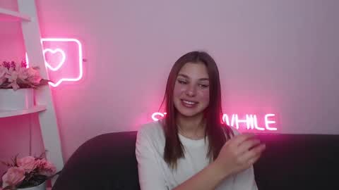 milanaangelas online show from January 2025 05:51:01 PM