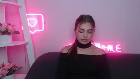 milanaangelas online show from January 2025 05:51:02 AM