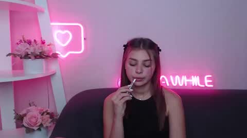 milanaangelas online show from February 2025 06:04:02 PM