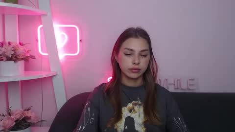 milanaangelas online show from September 2025 04:36:02 AM