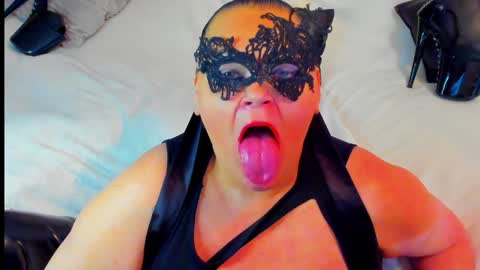 Lana online show from January 2025 05:16:01 PM