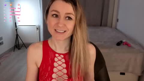 Milana online show from October 2025 10:14:02 PM