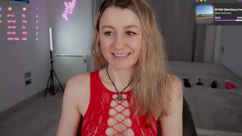 Milana online show from March 2026 04:12:01 PM