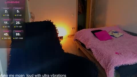 Lana online show from February 2026 10:30:01 PM