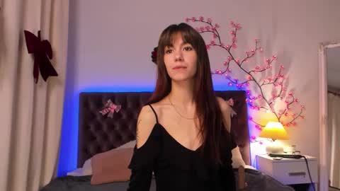 Milana online show from December 2025 06:31:01 AM