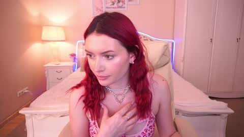 Snapshot of milanamusee chatting on February 2025 10:39:01 AM Milana online show from February 2025 10:39:01 AM