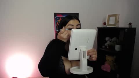 milania_milaa online show from October 2025 06:56:01 AM