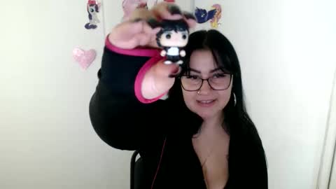 milania_milaa online show from November 2025 09:52:02 AM