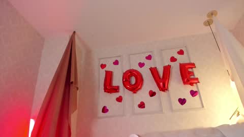 Snapshot of milaowens chatting on February 2025 05:57:01 PM Sexy Mila online show from February 2025 05:57:01 PM