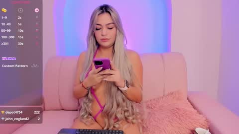 Snapshot of milaowens chatting on February 2026 09:32:02 AM Sexy Mila online show from February 2026 09:32:02 AM