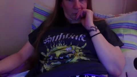 Mila online show from April 2026 04:11:02 PM