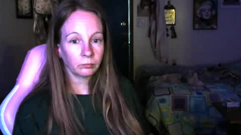 Mila online show from April 2026 01:35:02 PM