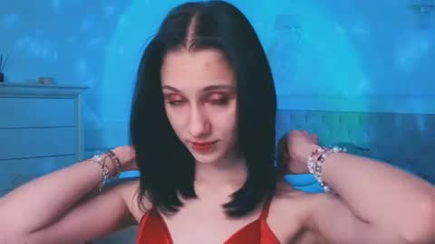 milavey online show from April 2026 04:58:02 PM