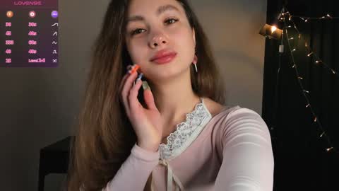 Mila online show from December 2024 02:49:02 PM